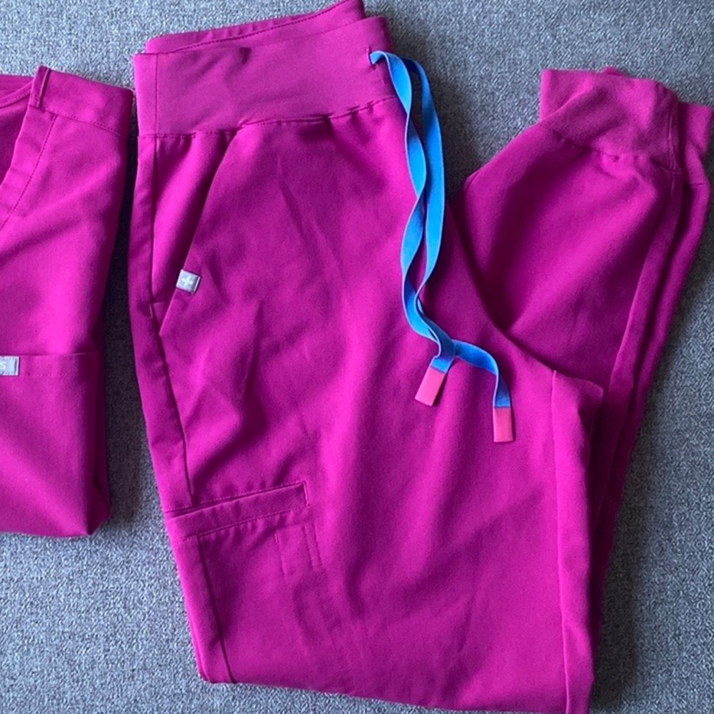 Raspberry sorbet figs scrub bottoms